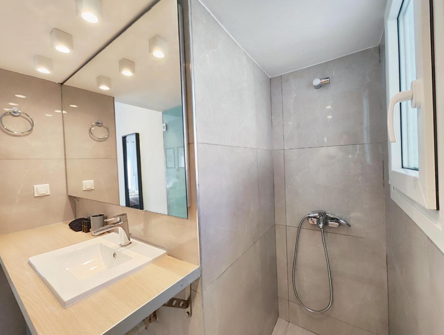 Zea Apartments 피레아스 객실 사진